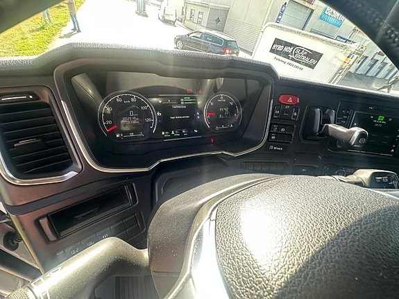 Scania R450 4X2 3382 9 of 15