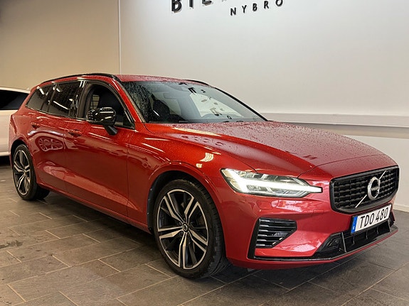 Volvo V60 2 of 21