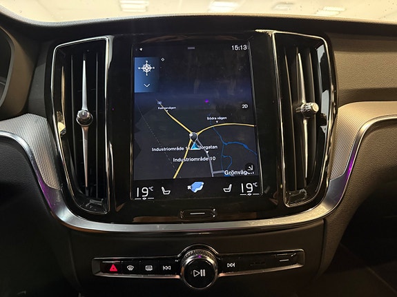 Volvo V60 14 of 21