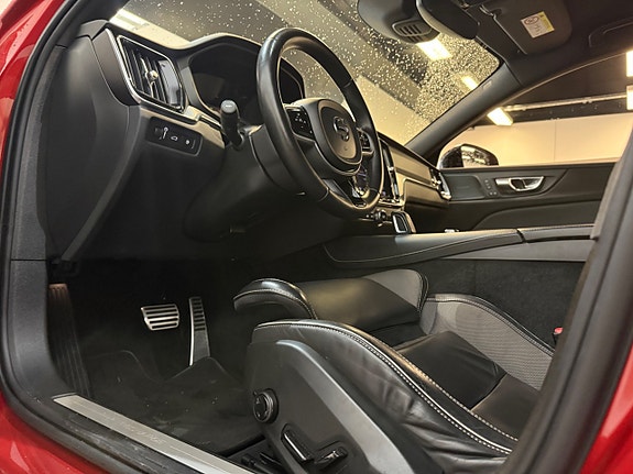 Volvo V60 9 of 21