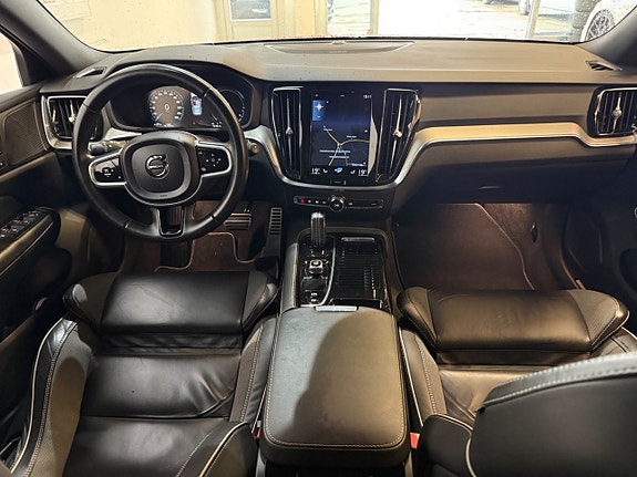 Volvo V60 4 of 21