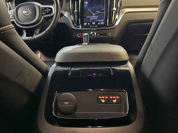 Volvo V60 13 of 21