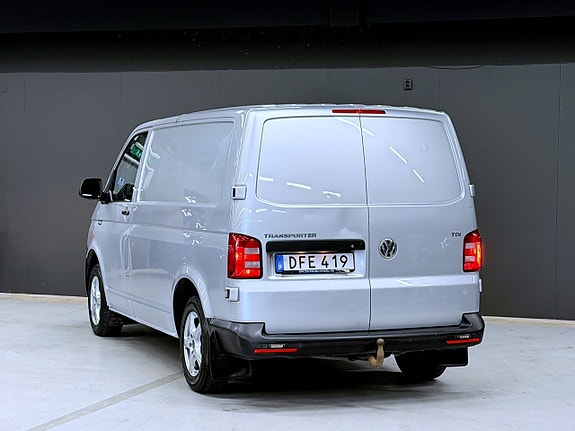 Volkswagen Transporter 11 of 12