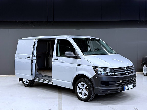 Volkswagen Transporter 6 of 12