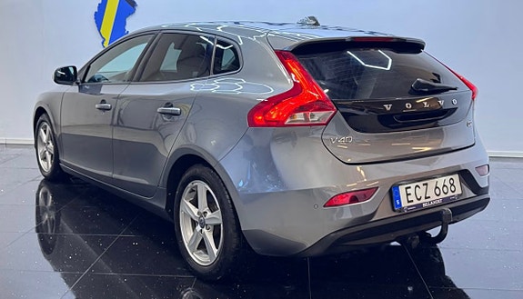 Volvo V40 4 of 8