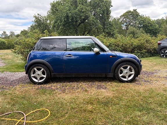 MINI Cooper 5 of 11