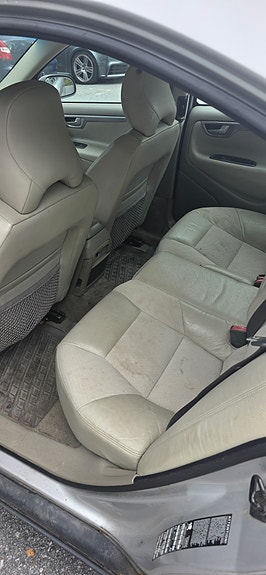 Volvo S60 5 of 5
