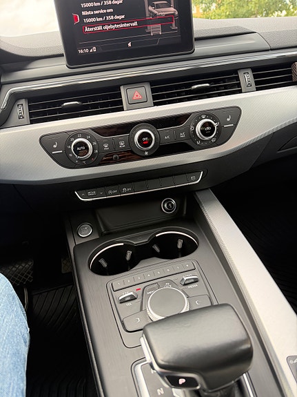 Audi A4 15 of 24