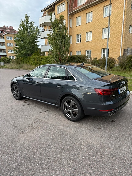 Audi A4 8 of 24