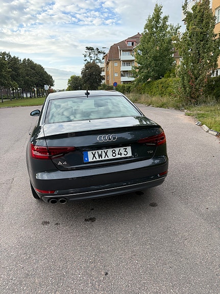 Audi A4 2 of 24