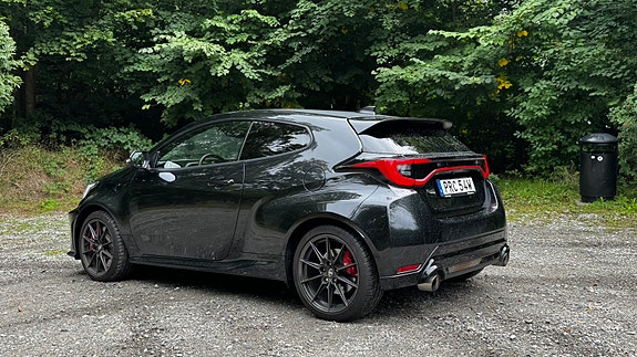 Toyota GR Yaris 3 of 10