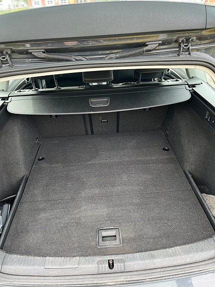 Volkswagen Golf Alltrack 6 of 9