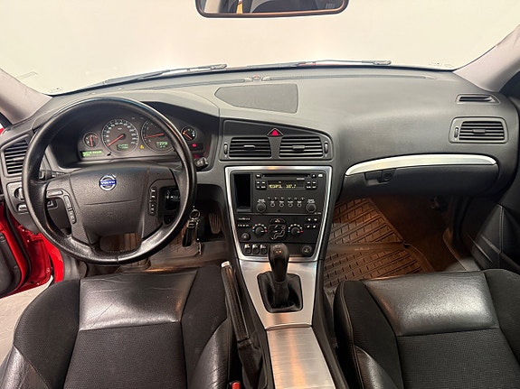 Volvo V70 8 of 10