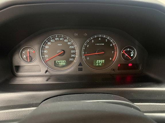 Volvo V70 9 of 10