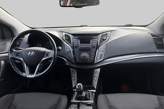 Hyundai i40 3 of 13
