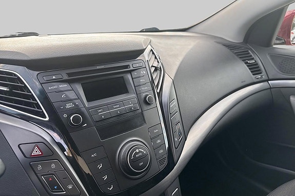 Hyundai i40 10 of 13