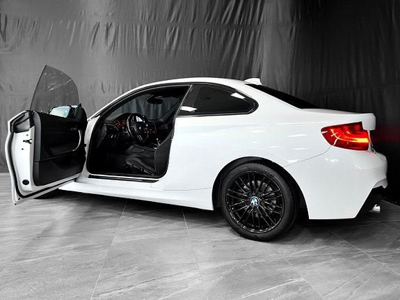 BMW 220d 10 of 30