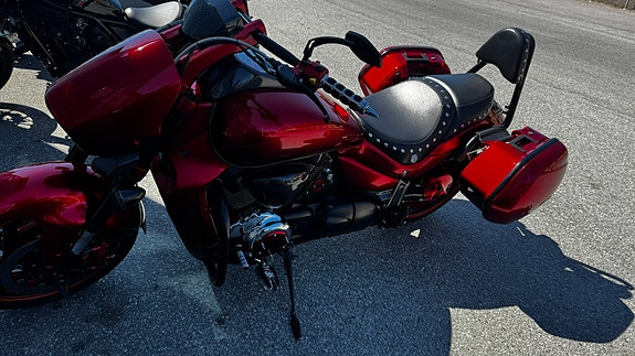 Suzuki VZR1800 Intruder 8 of 8