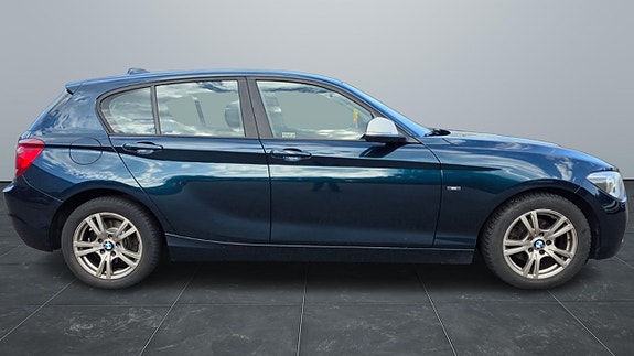 BMW 118d 5 of 16