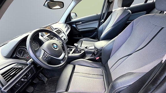 BMW 118d 14 of 16
