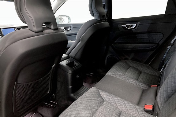 Volvo XC60 7 of 9