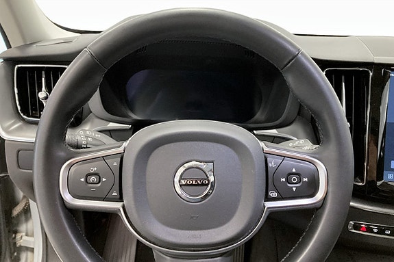 Volvo XC60 6 of 9
