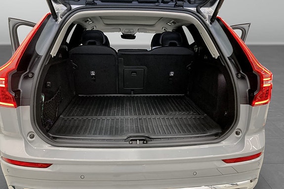 Volvo XC60 8 of 9