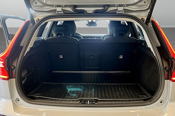 Volvo V60 9 of 9