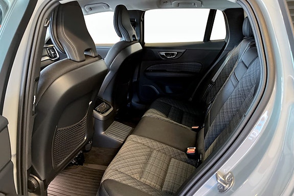 Volvo V60 8 of 9