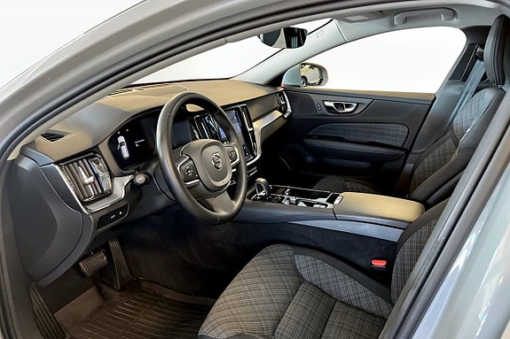 Volvo V60 5 of 9