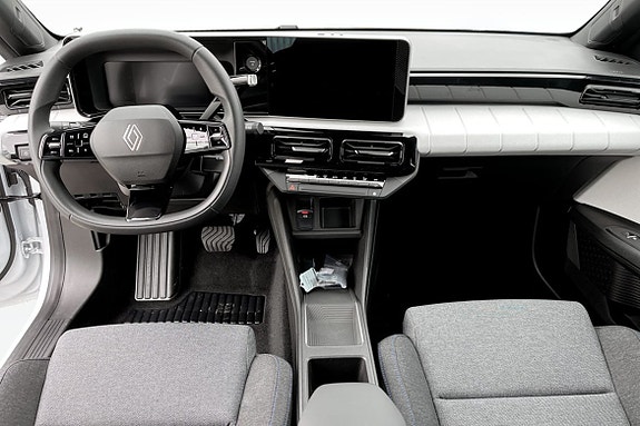 Renault 4 E-Tech 4 of 9