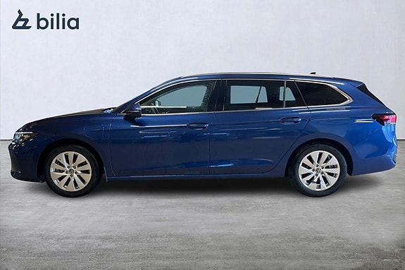 Volkswagen Passat 3 of 20