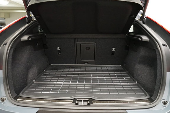 Volvo C40 8 of 21