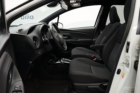 Toyota Yaris 5 of 14