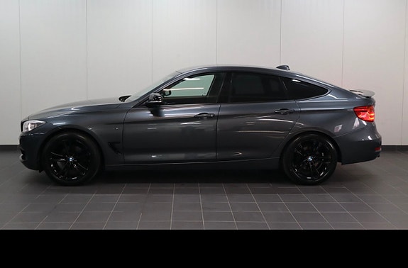 BMW 320d 4 of 17
