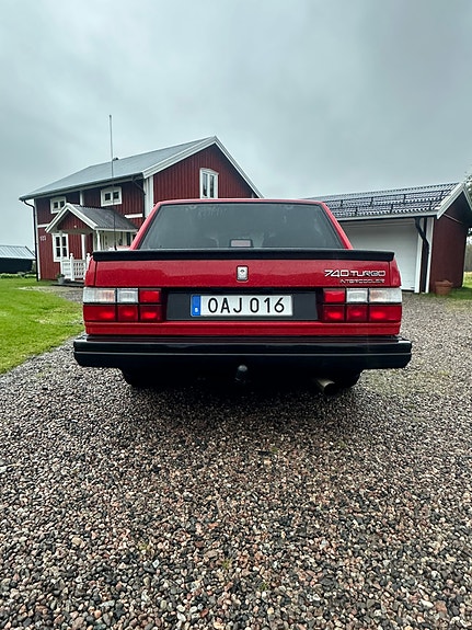 Volvo 740 5 of 11