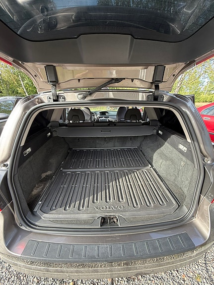 Volvo V70 5 of 6