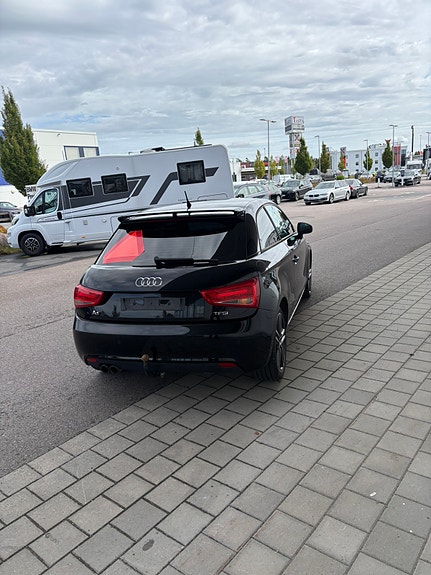 Audi A1 4 of 8