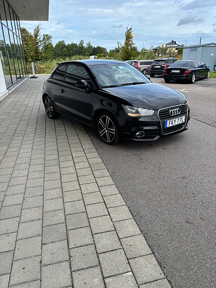 Audi A1 2 of 8