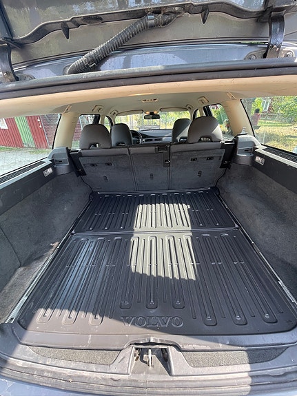 Volvo V70 13 of 13