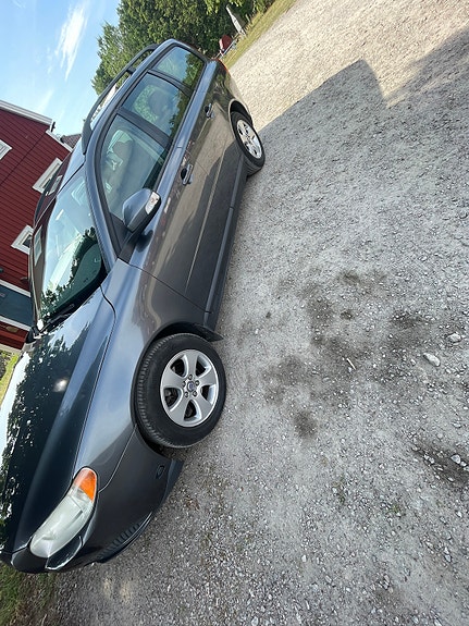 Volvo V70 5 of 13