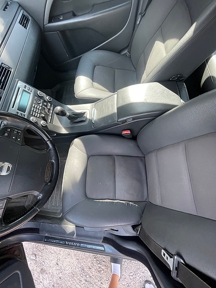 Volvo V70 9 of 13