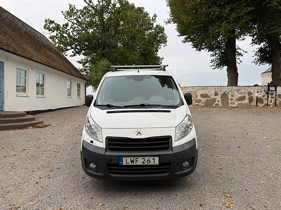 Peugeot Expert 2 of 7