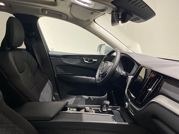 Volvo XC60 14 of 20
