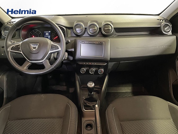 Dacia Duster 10 of 15