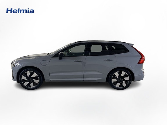 Volvo XC60 2 of 18