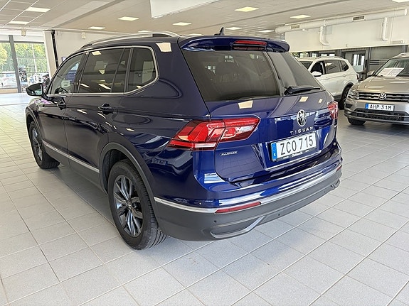 Volkswagen Tiguan Allspace 7 of 18