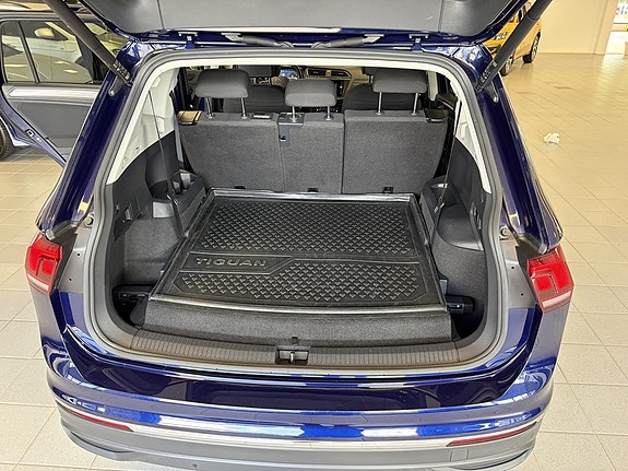 Volkswagen Tiguan Allspace 13 of 18