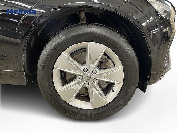 Volvo XC60 16 of 17