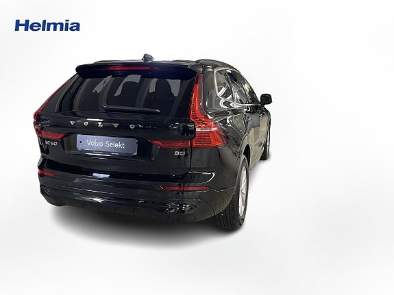 Volvo XC60 6 of 17